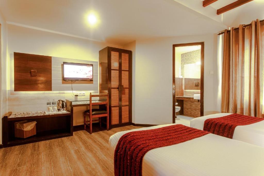 The Lakeside Retreat By Ime Hospitality Pvt Ltd Ποκάρα Εξωτερικό φωτογραφία